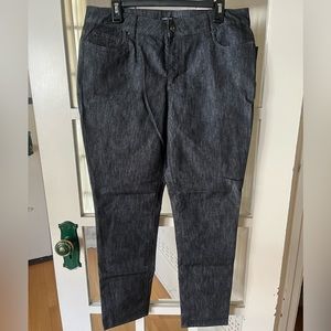 Chaus Sport Women’s Black Indigo Denim - Size 12